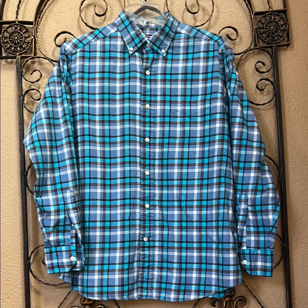Cremieux men’s button down shirt